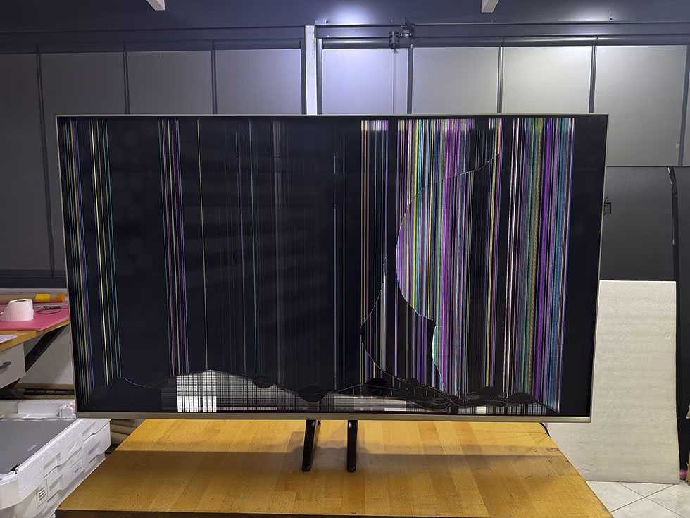 TV açılmıyor siyah ekran tamiri Antalya